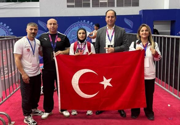 Osmaniyeli milli sporcudan Dünya Kupası’nda iki madalya