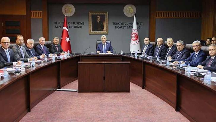 Bakan Bolat: Otomotiv sektörünün temsilcileriyle bir araya geldi