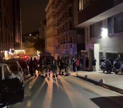 Bahçelievler'de 6 katlı otelde çıkan yangın söndürüldü