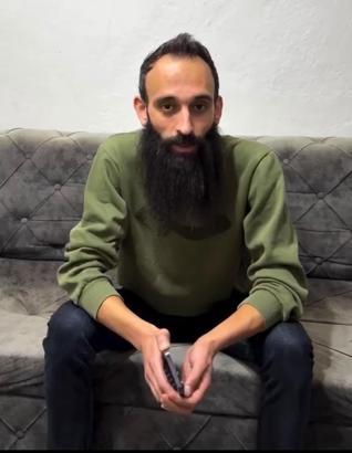 2 çırağını dövdüğü iddiasıyla yeniden gözaltına alınan berber tutuklandı (2)