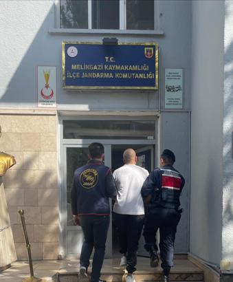 Kayseri’de  49 yıl hapisle aranan hükümlü yakalandı