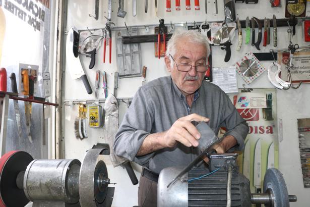 Baba mesleği bileyiciliği 60 yıldır sürdürüyor