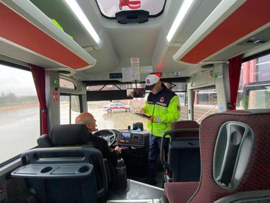 Bolu’da trafik denetimlerinde sürücülere 3 milyon TL ceza