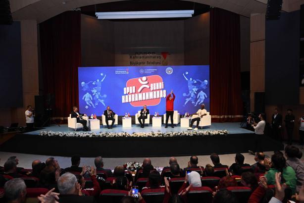 Türk futbolun efsane isimleri Kahramanmaraş’ta buluştu