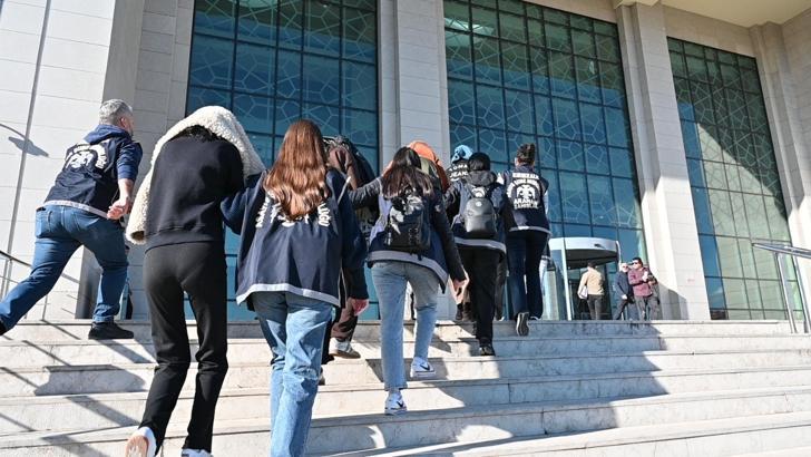 Uyuşturucu ve fuhuş operasyonunda 2 tutuklama (2)