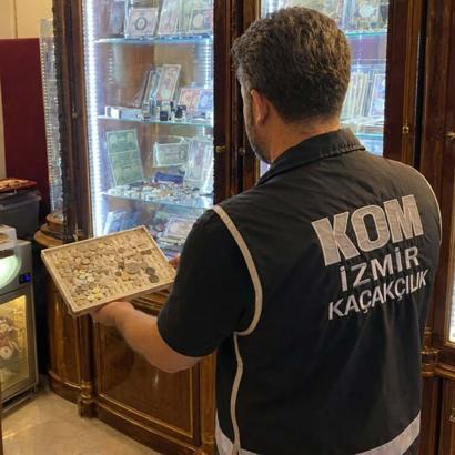 İzmir’de 672 sikke ele geçirildi
