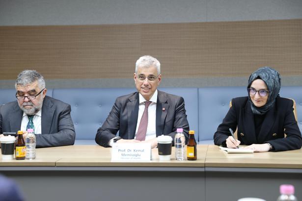 Bakan Memişoğlu, Güney Kore'de 3 ülkenin sağlık bakanıyla görüştü