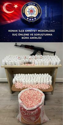 İzmir'de 59 bin 300 sentetik hap ele geçirildi