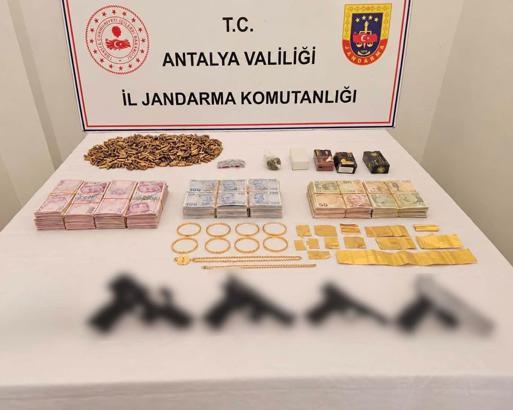 Kepez'de uyuşturucu operasyonu