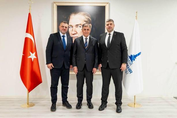 Karşıyaka'dan Başkan Tugay'a stat ziyareti