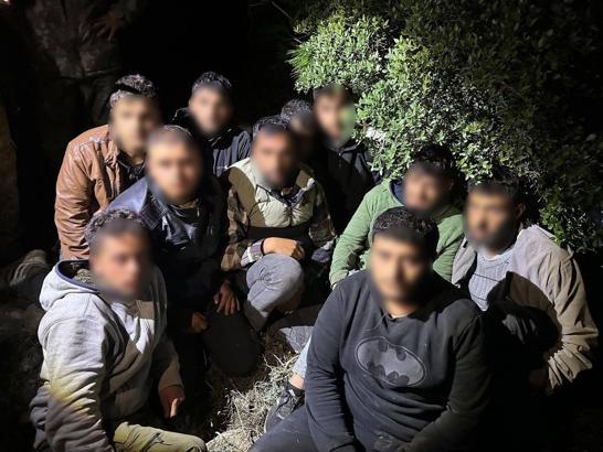 Hatay'da 11 kaçak göçmen yakalandı