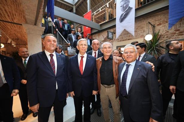 Başkan Büyükkılıç, İstanbul’da ‘Şehir Araştırmaları Merkezi’ açılışına katıldı