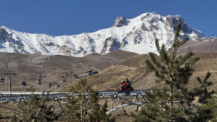 Erciyes’te dağ kızağında montaj tamamlandı