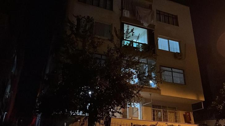 Mersin’de zemin katında çökme meydana gelen bina tahliye edildi