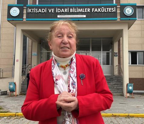 69 yaşında üniversiteden mezun oldu, 71 yaşında yüksek lisansa başladı