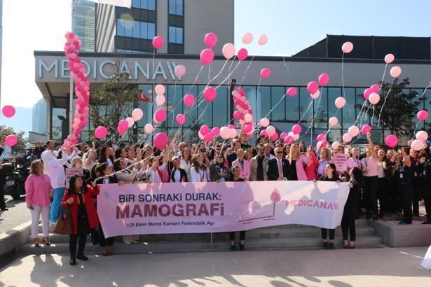 Bursa’da kadın sağlığı için pembe balonlarla farkındalık etkinliği: ‘Bir Sonraki Durak: Mamografi’