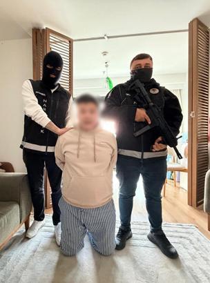 Uluslararası bültenle aranan 2 şüpheli Sarıyer'de yakalandı