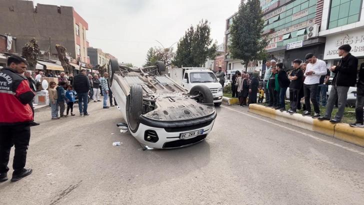 Bismil'de lastiği patlayan otomobil takla attı: 1 yaralı