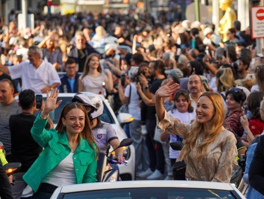 63'üncü Altın Portakal 'Geleneksel Kortej' ile başladı