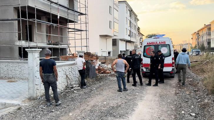 İnşaatın çatısından düşen usta ağır yaralandı
