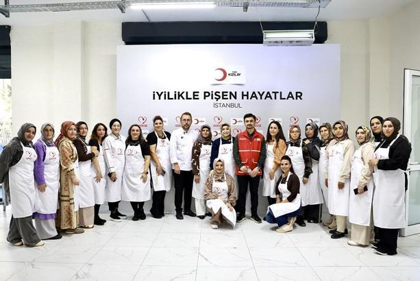 Türk Kızılay Diyarbakırlı kadınları ünlü şeflerle buluşturdu