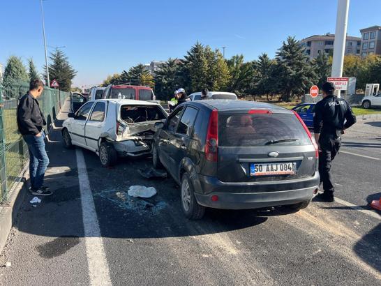 Nevşehir'de KPSS sınavı öncesi zincirleme kaza: 3 yaralı