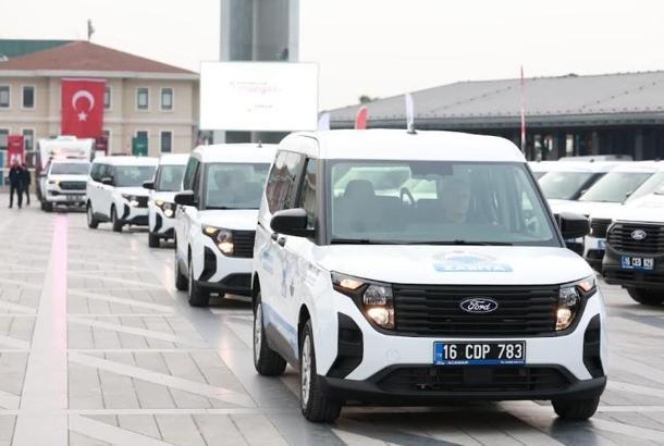 Osmangazi Belediyesi araç filosunu 41 yeni araçla güçlendirdi