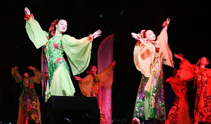 Kemer'de Uluslararası Dans ve Müzik Festivali