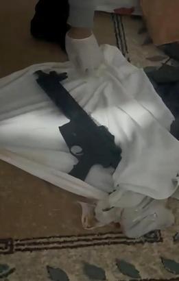 Eyüpsultan’da polis müşteri kılığına girdi; 3 gün izlediği silah kaçakçısını yakaladı