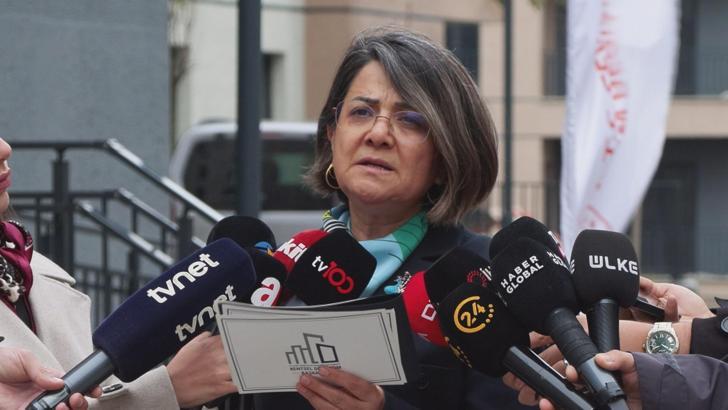 Maltepe'de çöken Kardeşler Apartmanı'ndaki hak sahiplerine yeni konutlar teslim edilmeye başlandı