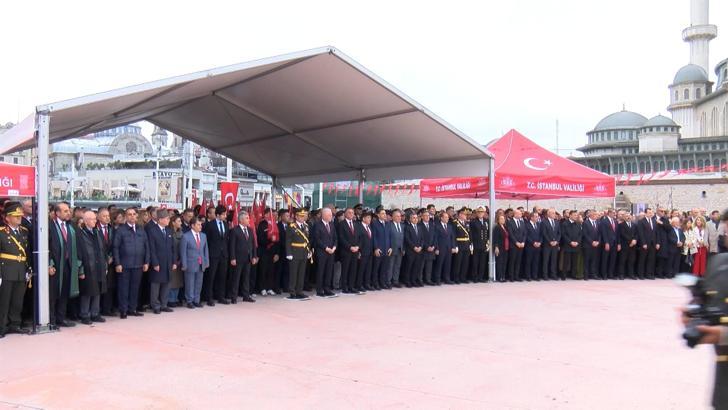 29 Ekim Cumhuriyet Bayramı öncesi Taksim'de tören düzenlendi