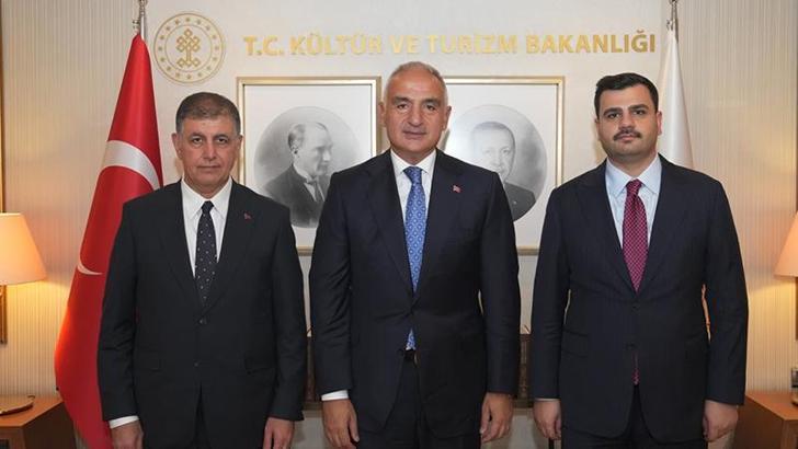 Bakan Ersoy, AK Parti'li İnan ve İzmir Büyükşehir Belediye Başkanı Tugay’ı kabul etti