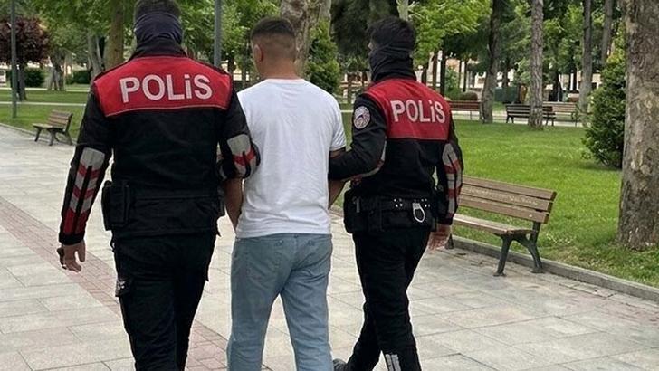 Manisa'da 152 yıl hapis cezasıyla aranan 17 yaşındaki firari yakalandı