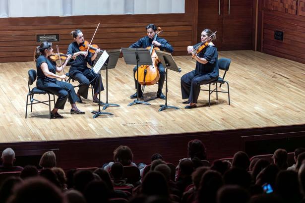 İzmir Oda Orkestrası'ndan Cumhuriyet'in 103'üncü yılına özel konser