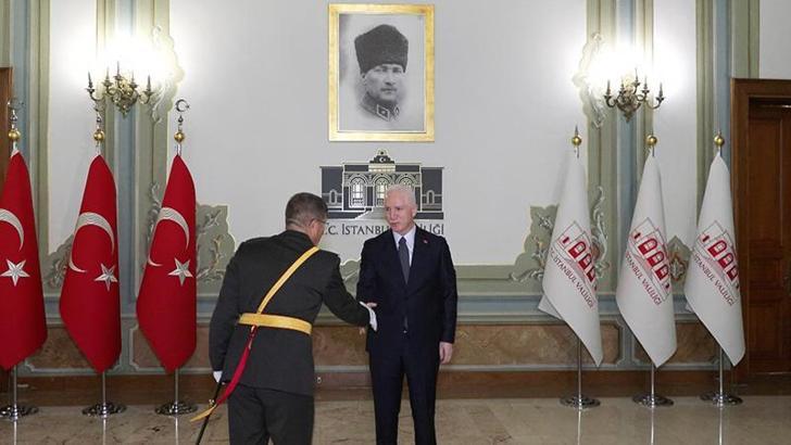 Vali Davut Gül, Cumhuriyet'in 103'üncü yılı kutlamaları kapsamında tebrikleri kabul etti