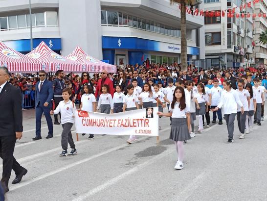 İskenderun'da 29 Ekim Cumhuriyet Bayramı coşkusu