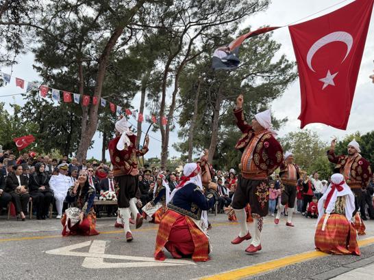 Silifke'de 29 Ekim Cumhuriyet Bayramı coşkusu