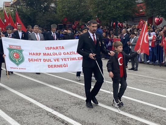 Isparta'da Cumhuriyet Bayramı coşkuyla kutlandı