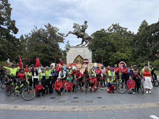Samsun’da Cumhuriyet için pedal çevirdiler