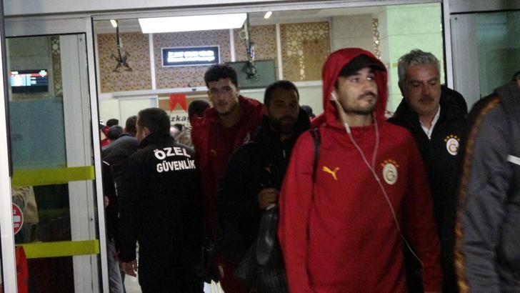 Galatasaray kafilesi, Konya'da