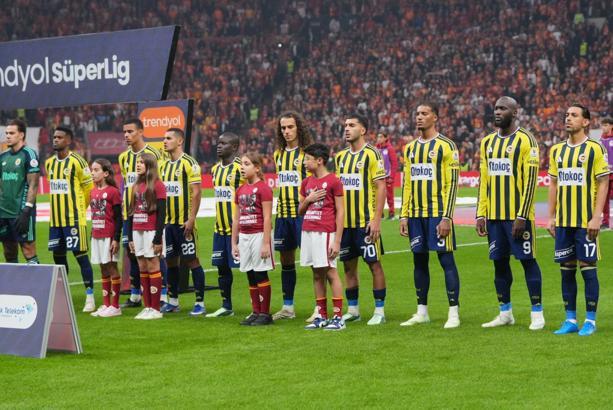 Fenerbahçe, Göztepe karşısında 3 puan alarak moral bulmayı hedefliyor
