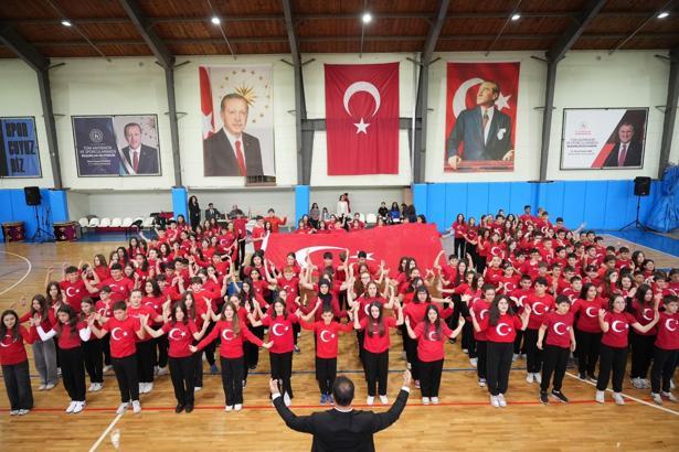Yenişehir’de Cumhuriyet’in 103’üncü yılı coşkuyla kutlandı