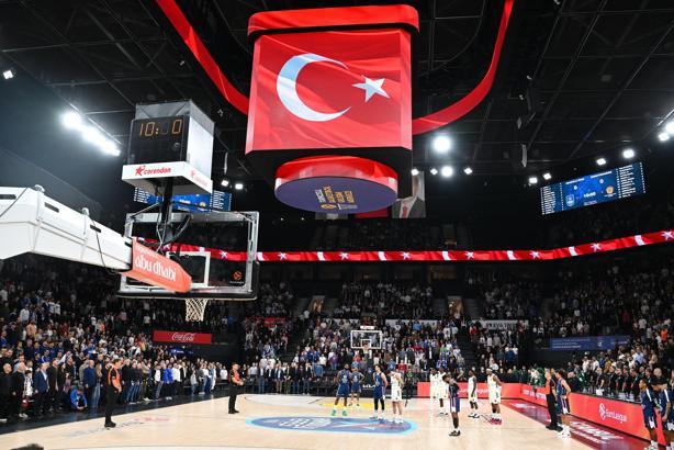 Anadolu Efes - Panathinaikos Aktor: 83-68