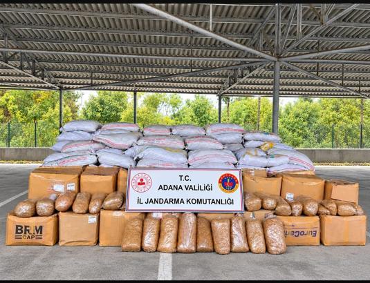 Adana'da 8 ton kaçak tütün ele geçirildi