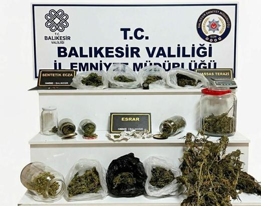 Balıkesir'de uyuşturucu operasyonu; 2 gözaltı