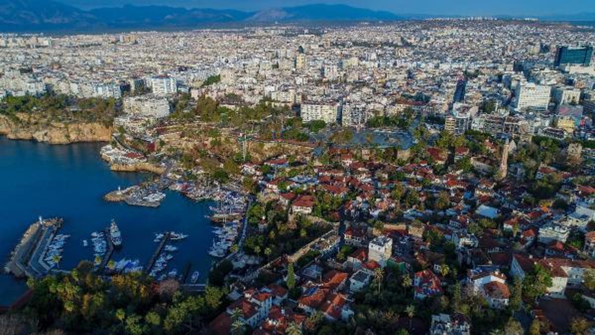 Antalya'nın yeni nüfusu 2 milyon 688 bin 4 kişi - Antalya Haberleri