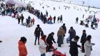 Erciyes Kayak Merkezi’nde yeni sezonun ilk hafta sonunda yoğunluk