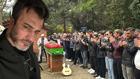 Şarkıcı Rıza Tamer, son yolculuğuna gitarıyla uğurlandı