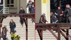 KPSS sınavına 1 dakika geç kalan aday, içeri alınmayınca sinir krizi geçirdi