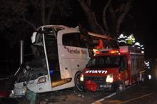 Gezi otobüsü kaza yaptı: 11 ölü, 46 yaralı